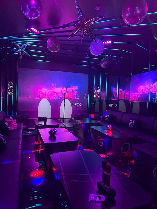 鹤岗ktv订房与商务ktv中低端区别解析-萝北县ktv订房